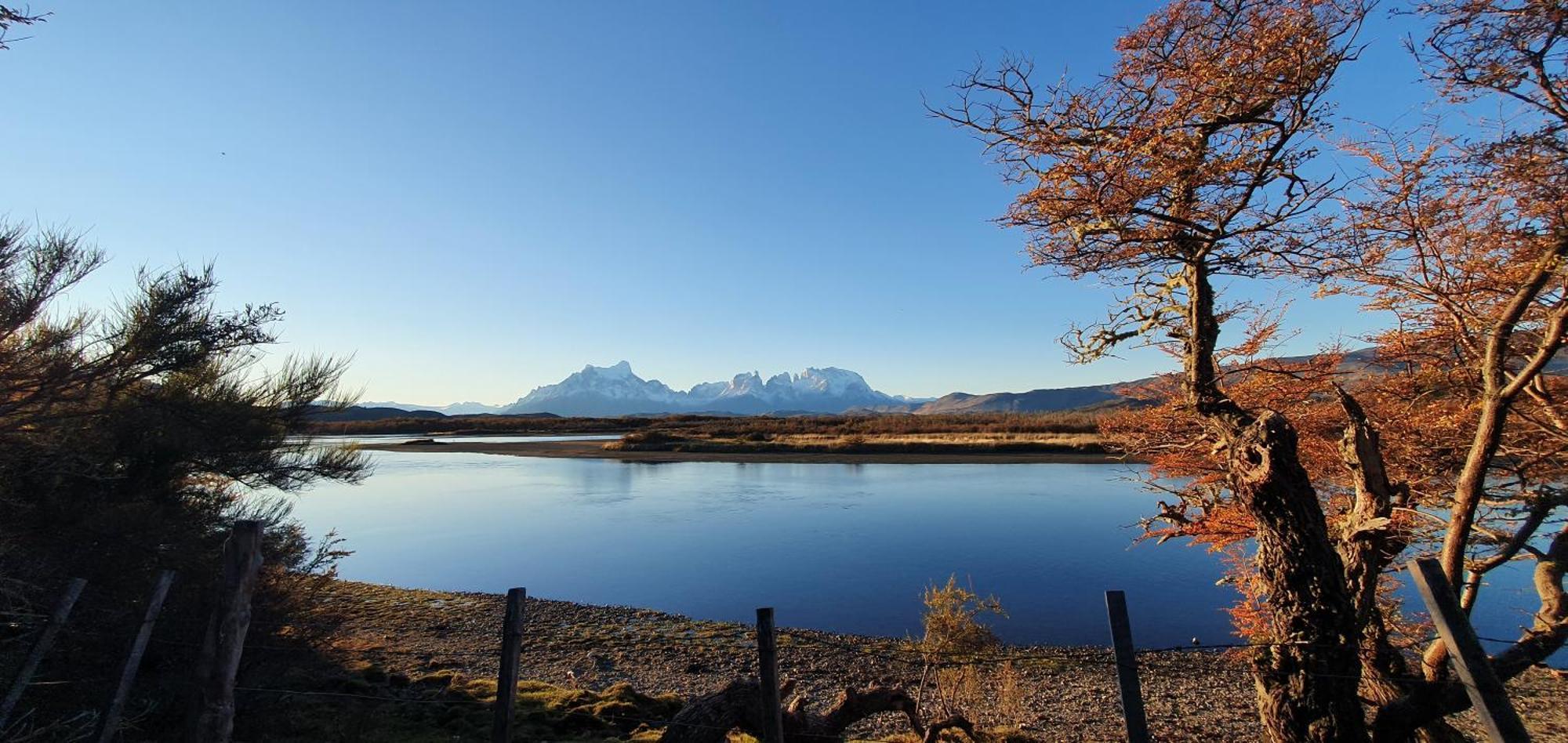 Morrena Lodge Torres del Paine National Park Eksteriør billede